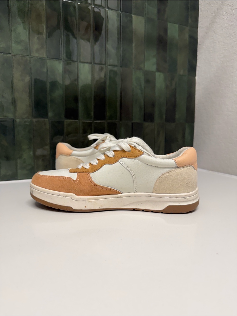 Madewell Women’s 8 Court Low Top Sneaker in peach color block